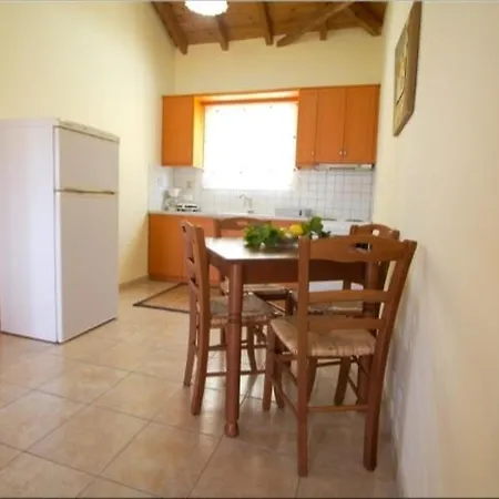 Maria Elena * Koróni